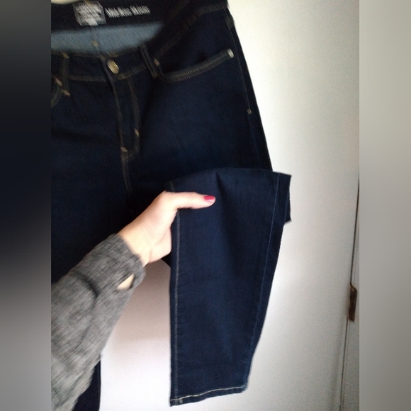 NWOT Levi's skinny stretch jeans - Picture 6 of 15